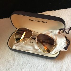 Louis Vuitton aviator sunglasses